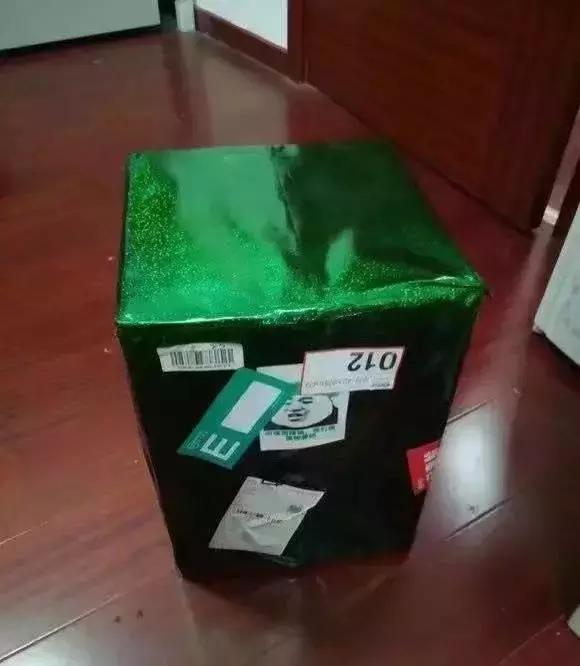 4b000002572ff1693049