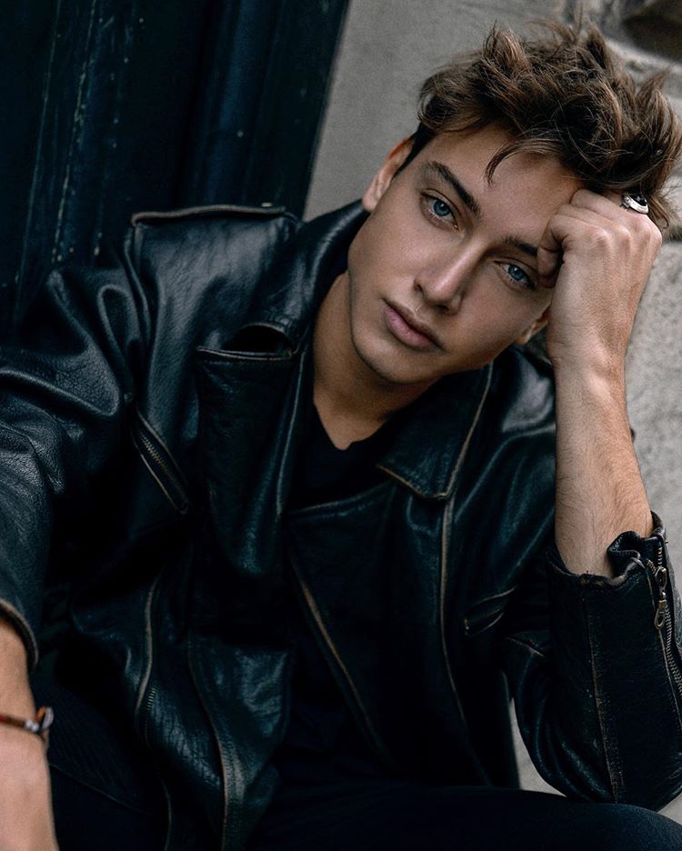 4e5b0002eae21e5dfcd8