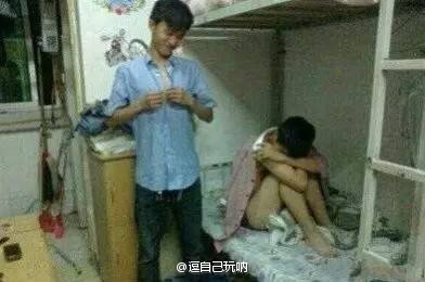 4e5b000326655c1df498