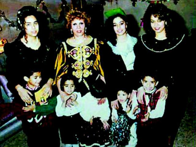 4b02000416e139d890f6