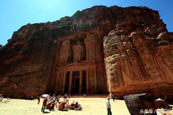 53e700055564167e406d