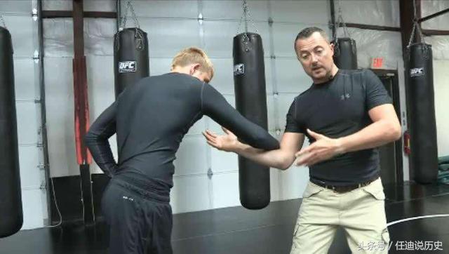 53e40002942a27c57ff3