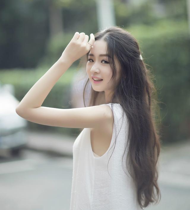 59470002ff128f8d3eb3