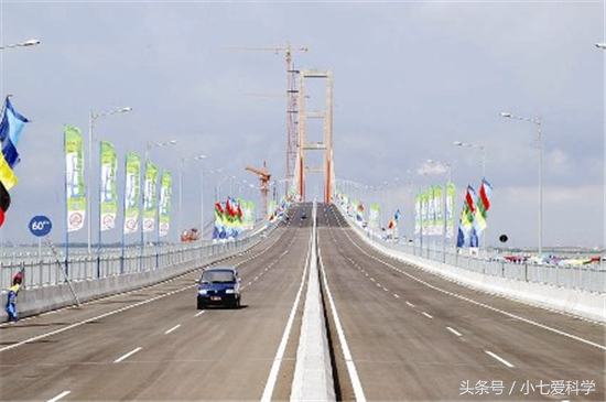 5b540002e30bebd9ec8f