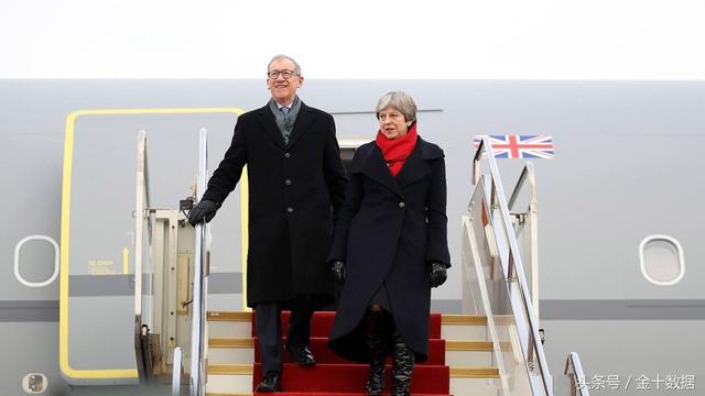 5e7b00004516affbde91