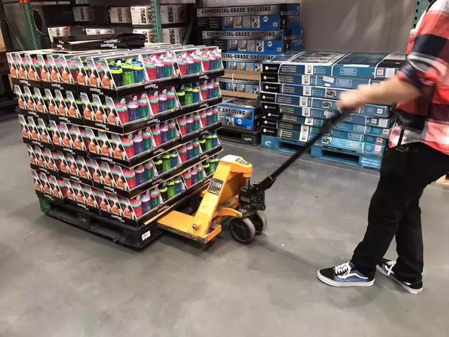 5e88000352127528f5d2