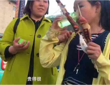 河南郑州：花海美食节，只有美食，游客直呼被骗了-3.jpg