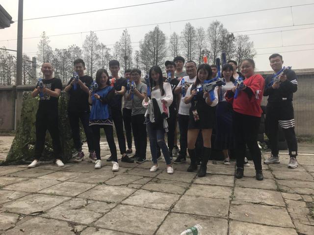 公司每月娱乐-1.jpg