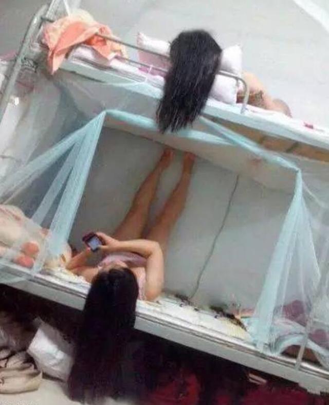 搞笑段子：我出差提前回来 ,想给男友一个惊喜-1.jpg