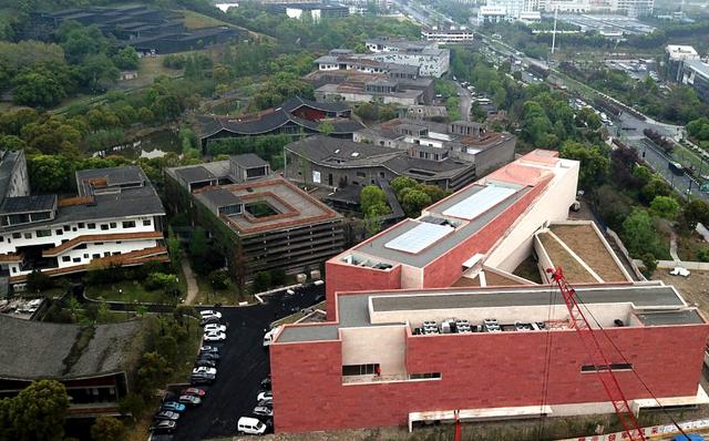 亚洲最大！新建成的中国国际设计博物馆要为90岁美院庆生-1.jpg
