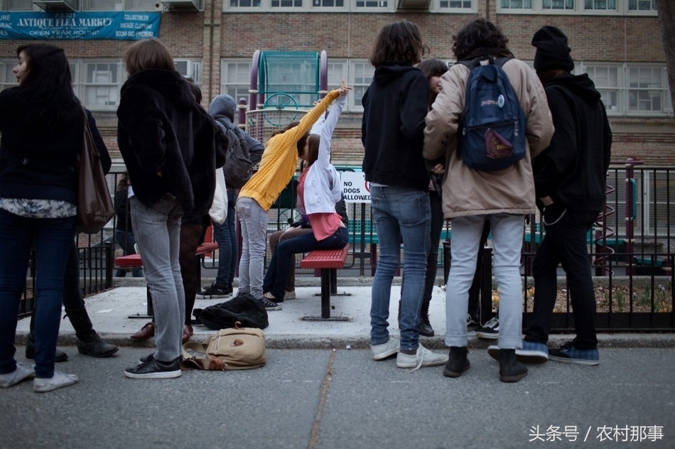 美国青春期女孩的私下生活-11.jpg