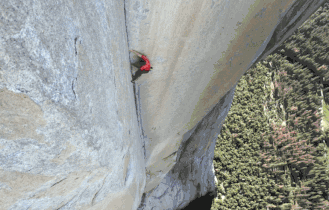 奥斯卡获奖纪录片：挑战死亡的攀岩者-11.jpg