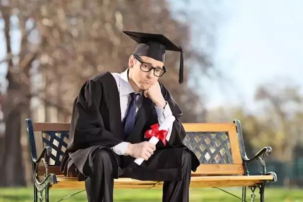 为何我不让孩子上大学。。。一个美国爸爸的忠告-2.jpg