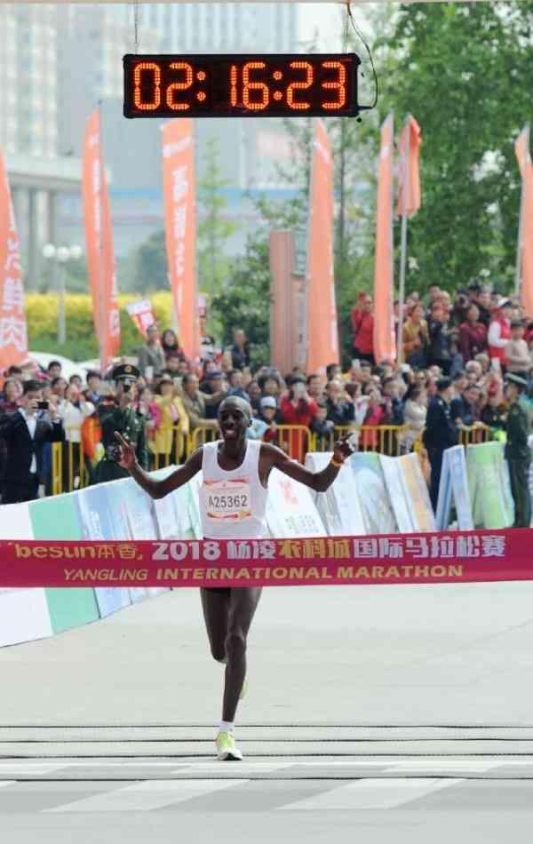 2018杨凌农科城国际马拉松赛今日圆满完赛-7.jpg