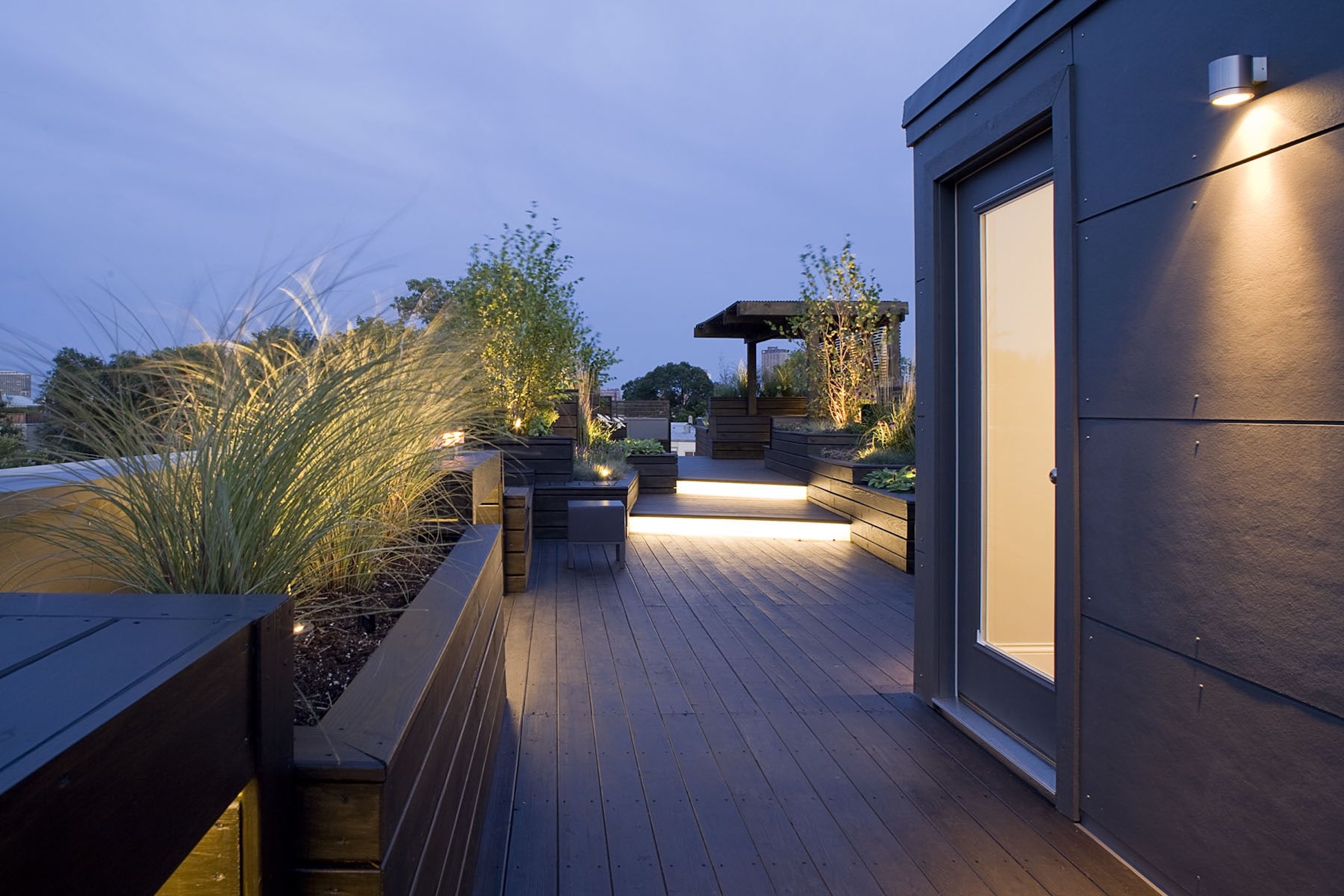 平静的空间——芝加哥一个低维护的生态屋顶花园设计案例-1.jpg