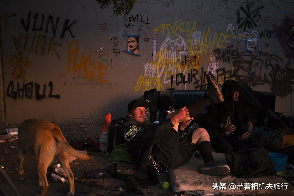 美国无家可归者的“帐篷生活”-2.jpg